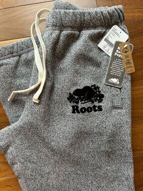 NEW Roots Unisex Sweatpants Women’s M/Mens Small